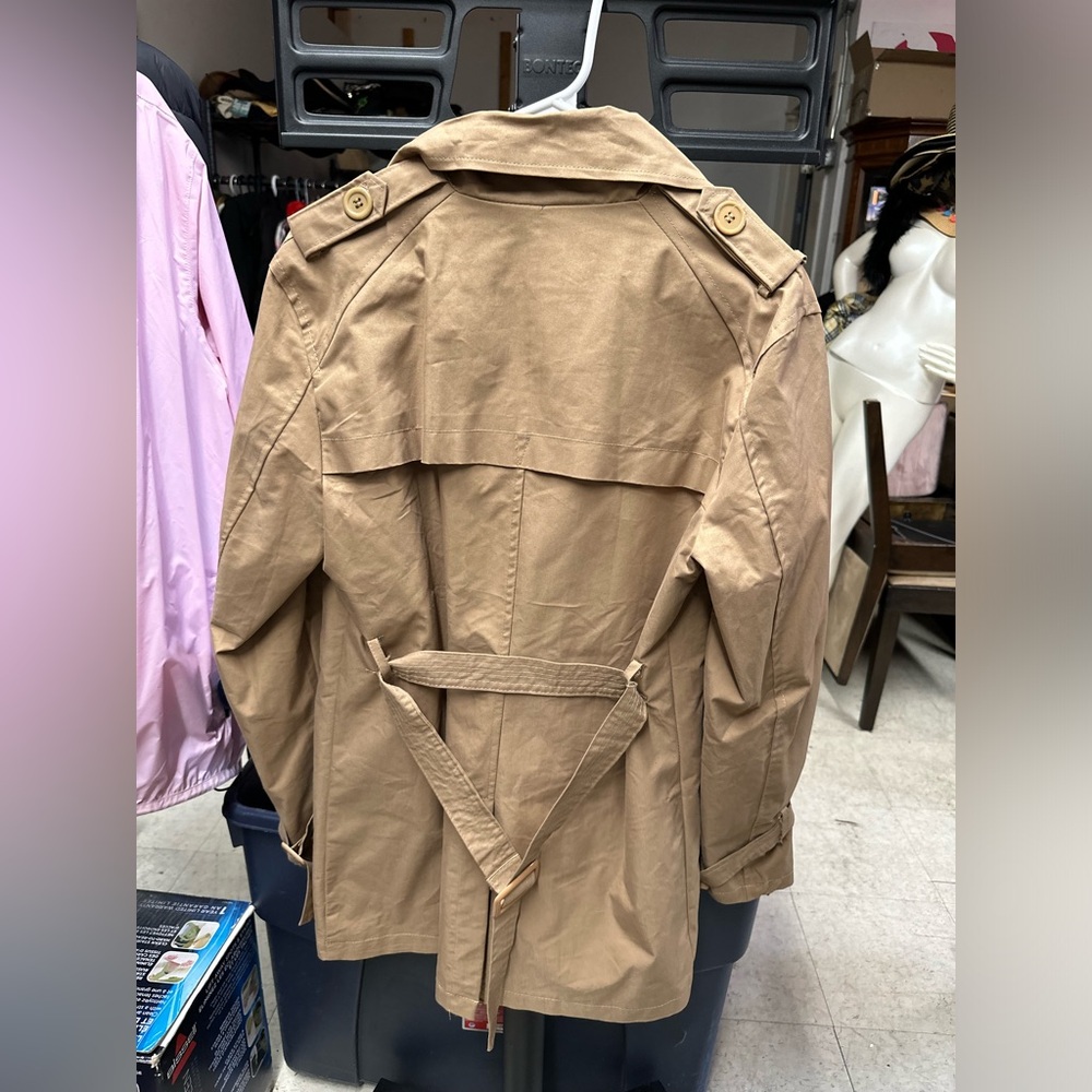 Men’s Jacket - Picture 4 of 4